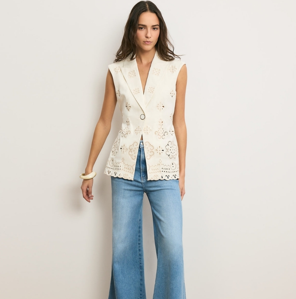 Veronica Beard Cream Eyelet Sleeveless Belted Vest - Picture 2 of 8